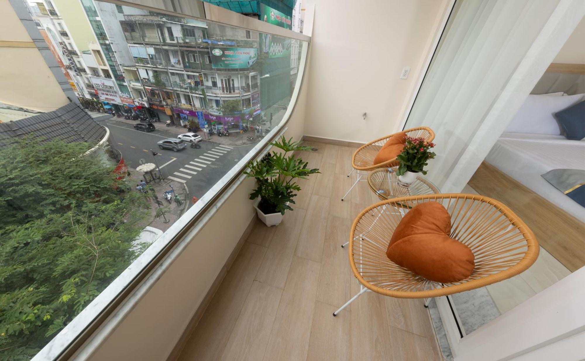 Ben Thanh Luxury Suite Hotel & Spa Ho Chi Minh City Exterior photo